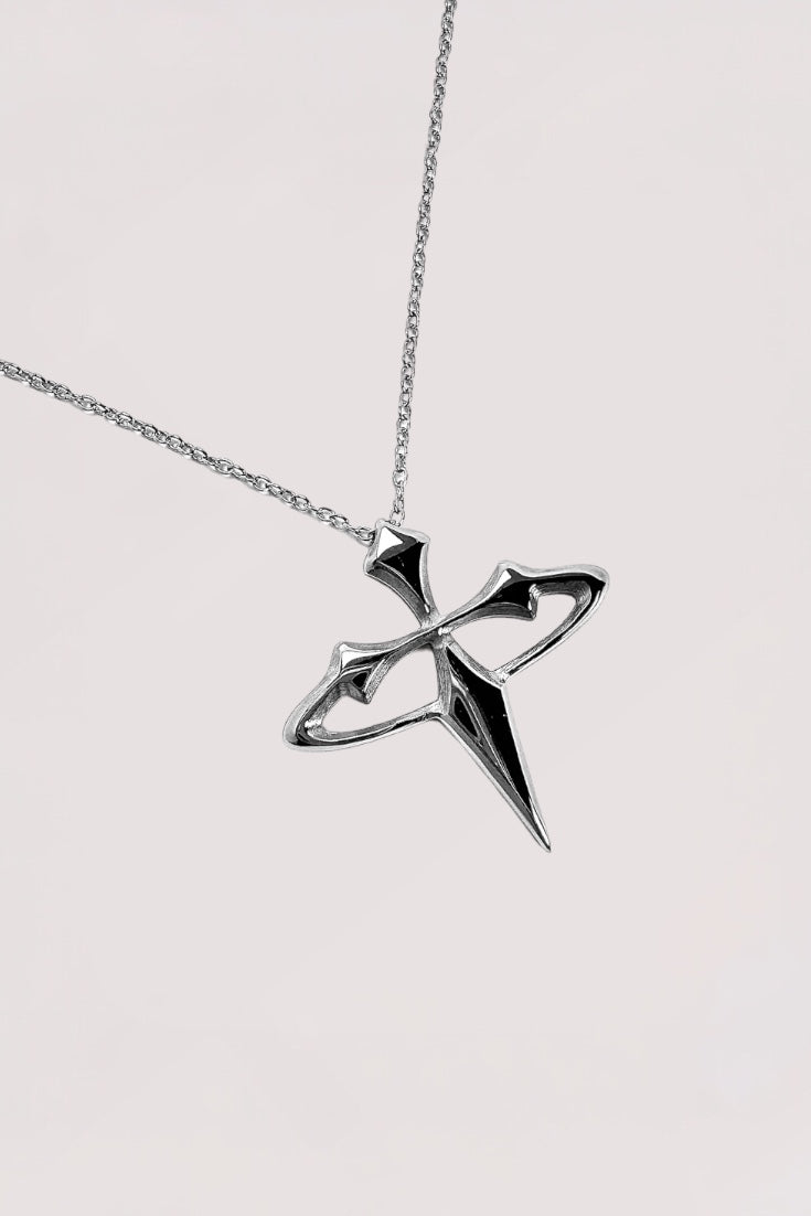 PIERCED HALO NECKLACE