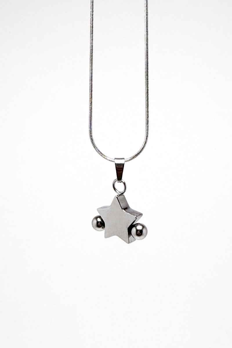 PIERCED STAR NECKLACE