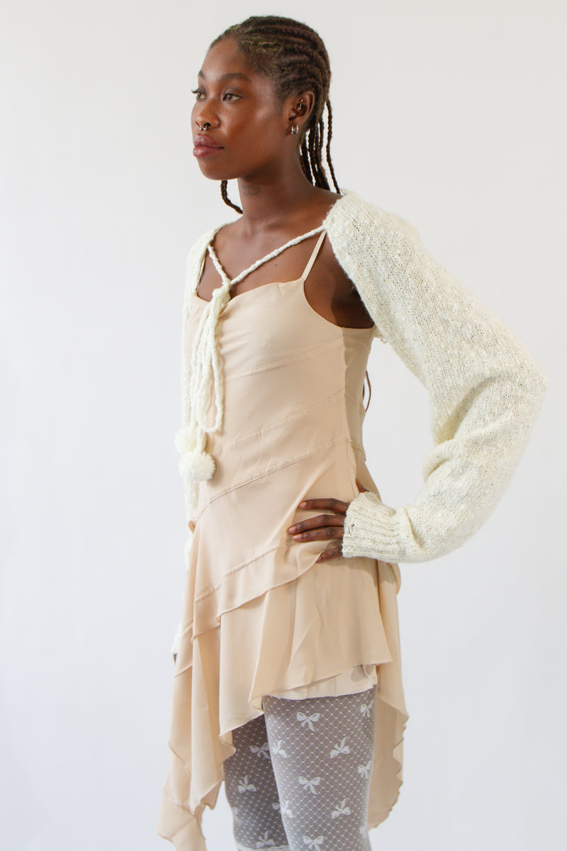 POM POM SHRUG