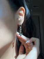 LOOEE EARRINGS